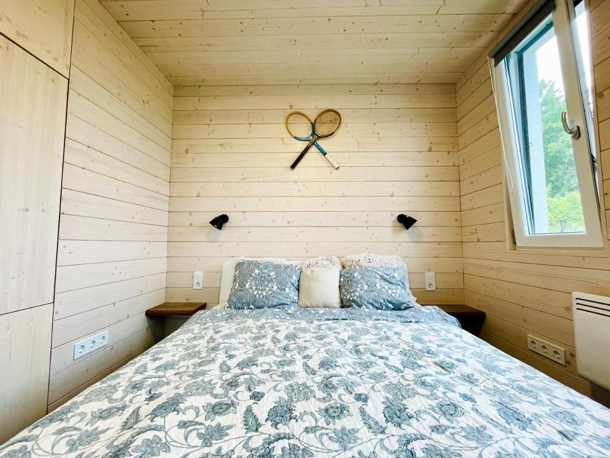 Wine & Space Lodge At Lake Balaton バラトンレッレ エクステリア 写真